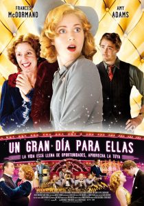 Poster for the movie "Un gran día para ellas"